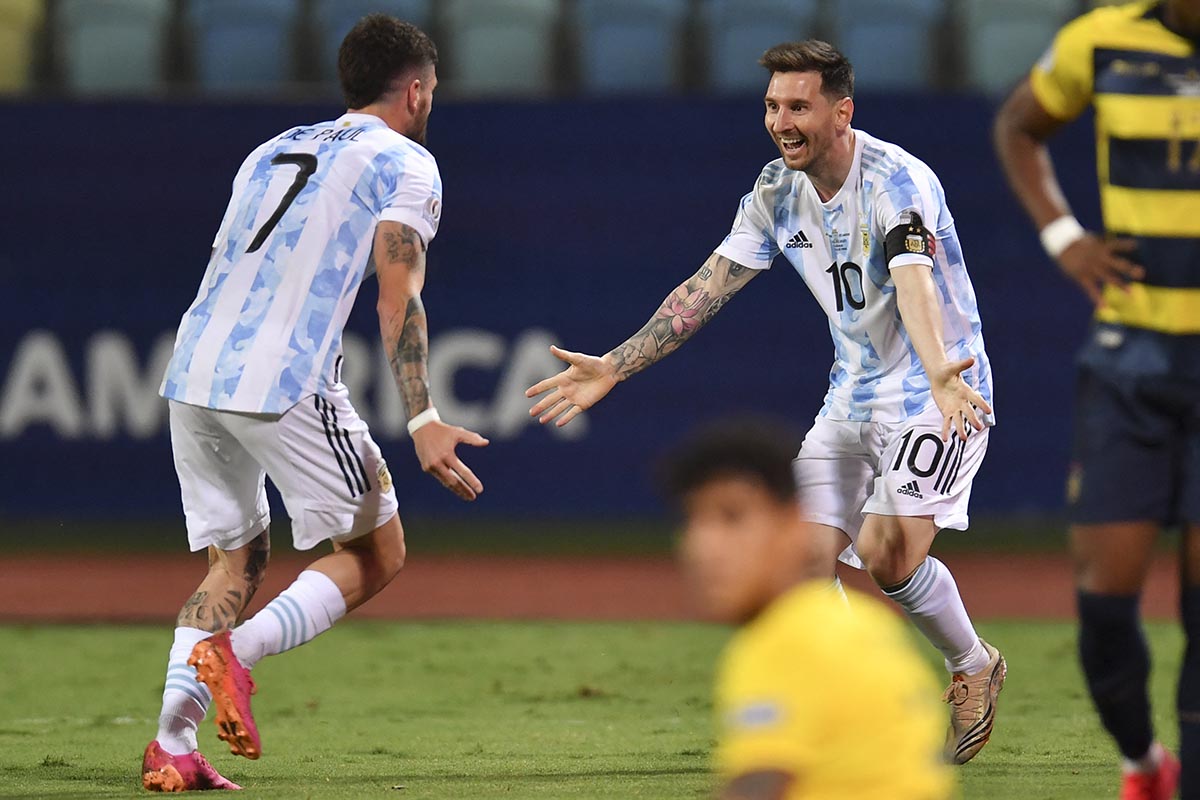 Photo of Argentina golea y clasifica a semifinales